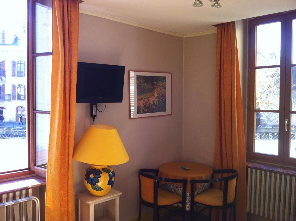 Hotel De Savoie Annecy Room photo